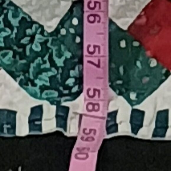 EUC: Nautica Home approx 48"x59" Multicolor Christmas Angels Quiilt Wall Decor - Picture 9 of 10